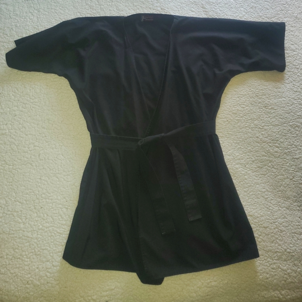 Salon Robe Black One Size Fits Most